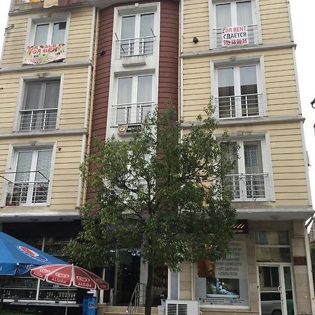 Nina'S Apartment On Gorgasali Batumi Exterior foto